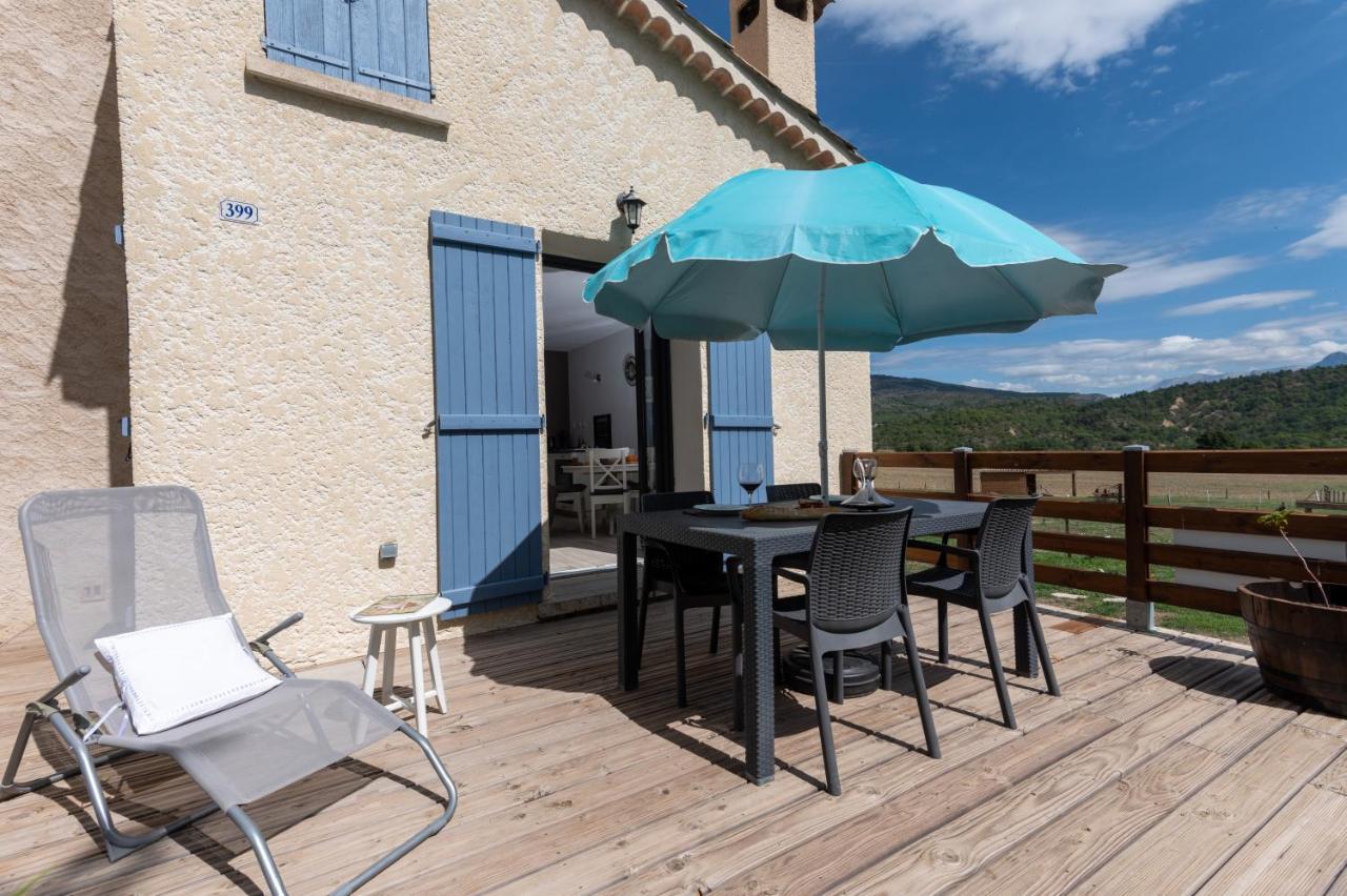 Plaines-Provence Spa&Sauna Дінь-ле-Бен Екстер'єр фото