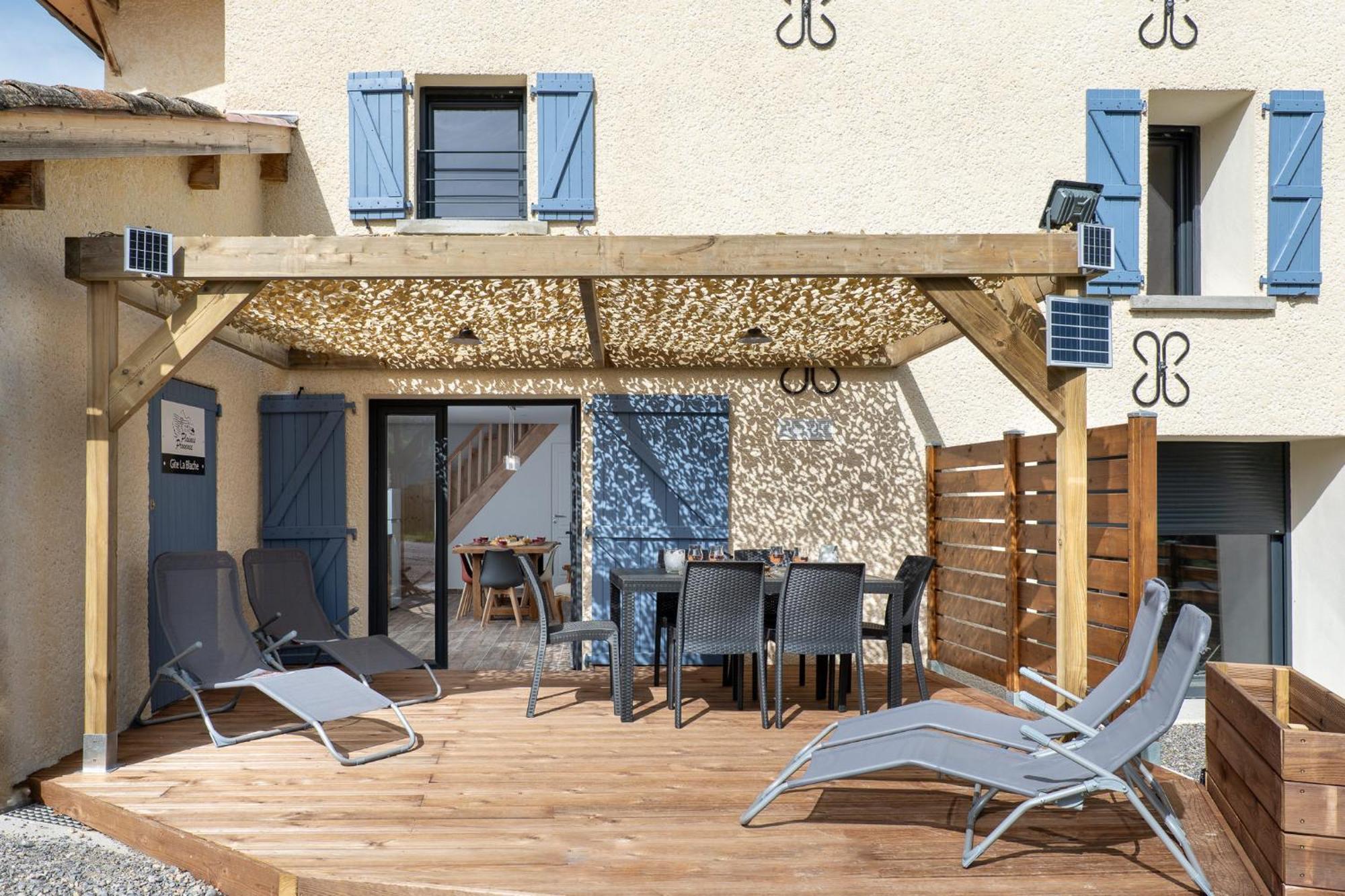 Plaines-Provence Spa&Sauna Дінь-ле-Бен Екстер'єр фото